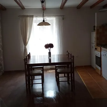 Family House Veliko Grablje